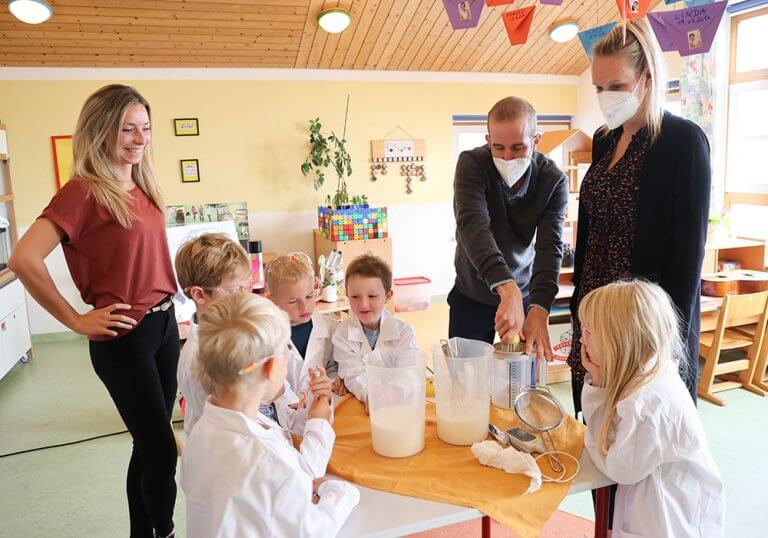 Gerrit Woerle, Diana Reuter und junge Spürnasen - Gebrüder Woerle